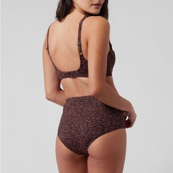 NWOT Athleta Bondi Bra Cup Bikini Top in Floral Camo Decadent Chocolate 32B/C - Picture 3 of 10